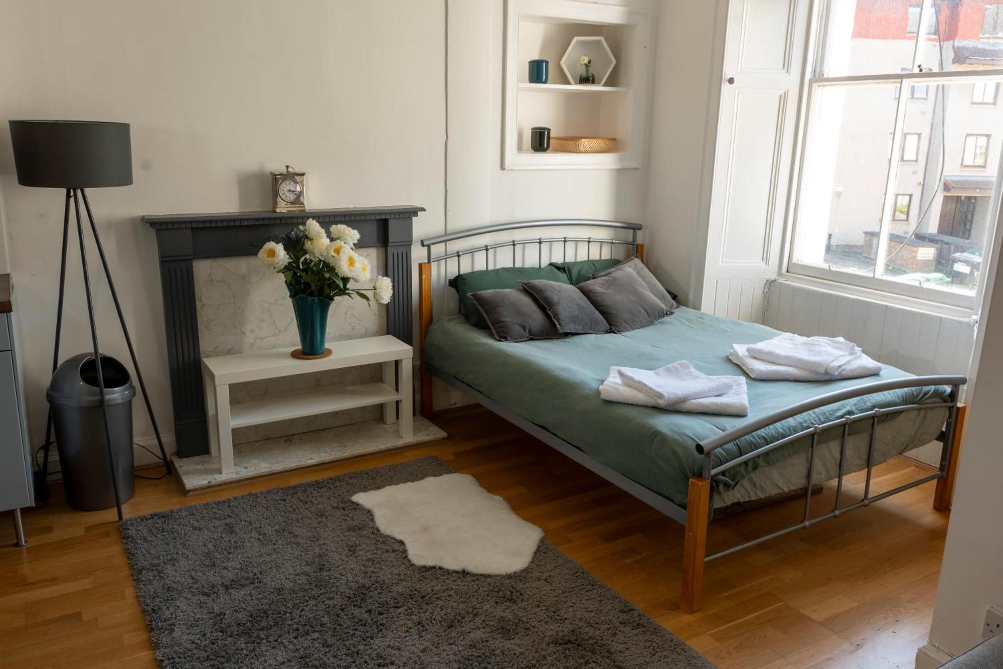 Comfy 1 Bedroom Flat In Centre Apartamento